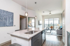 Landing at The Monroe - 2 Bedrooms in Montopolis